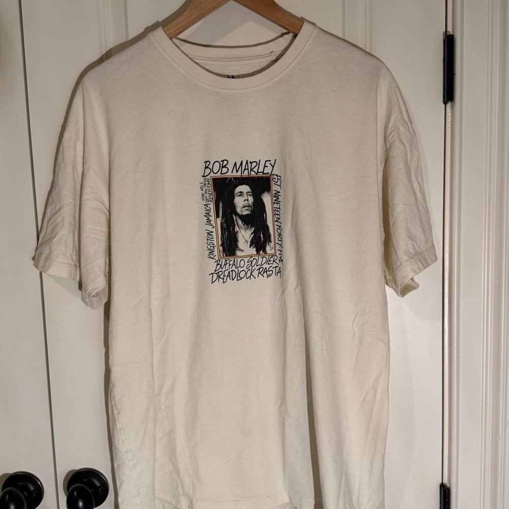 Bob Marley Graphic Tee Large